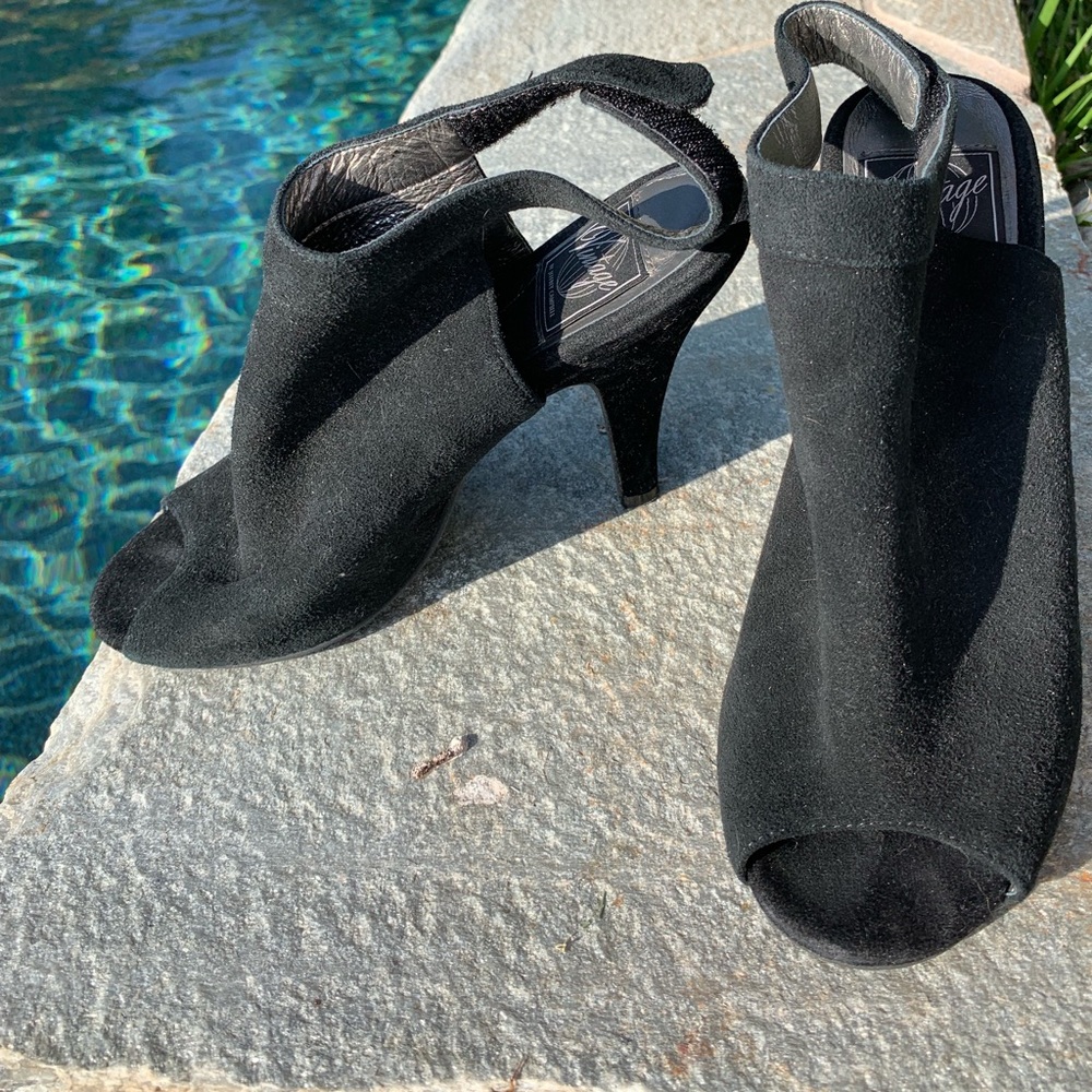 JeffreyCampbell black Suede Vintage Norene  SZ 8.5